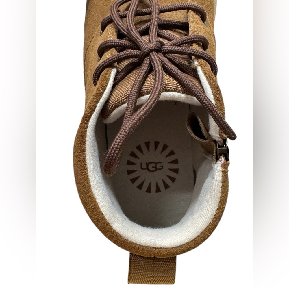 Like new! UGG K Canoe III Weather suede Chukka boots, waterproof, tan, kids13 - Picture 9 of 13